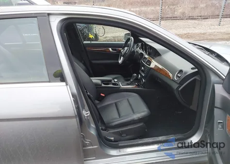 2012 Mercedes-Benz C 250 Luxury/Sport from USA, damaged, VIN WDDGF4HB9CR200925